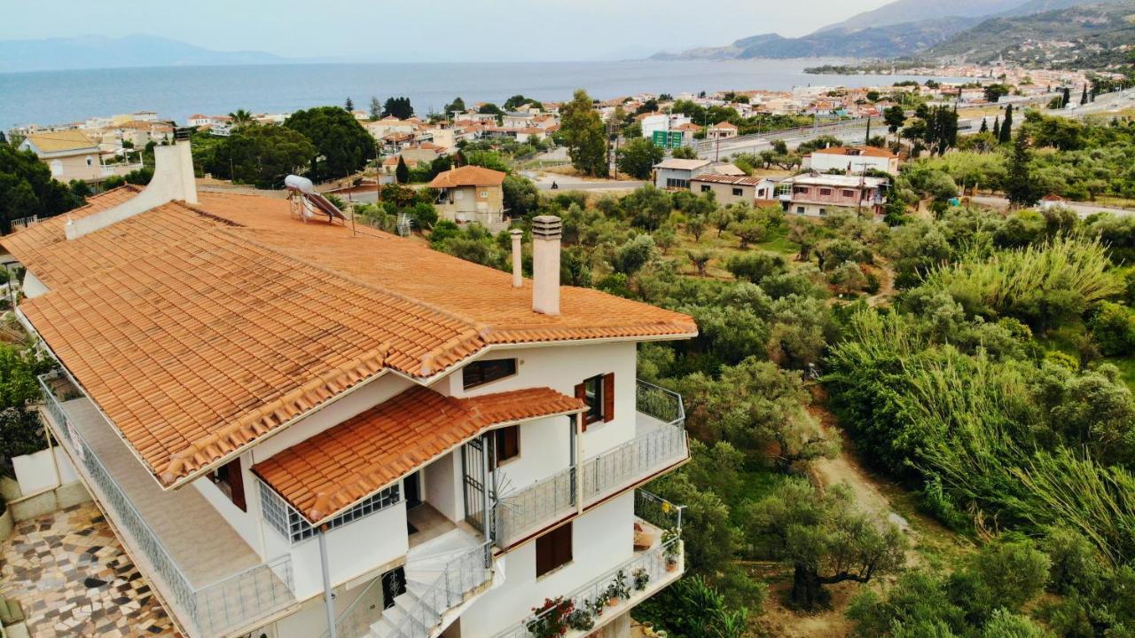 Four Seasons Relaxing Villa アクラタ エクステリア 写真